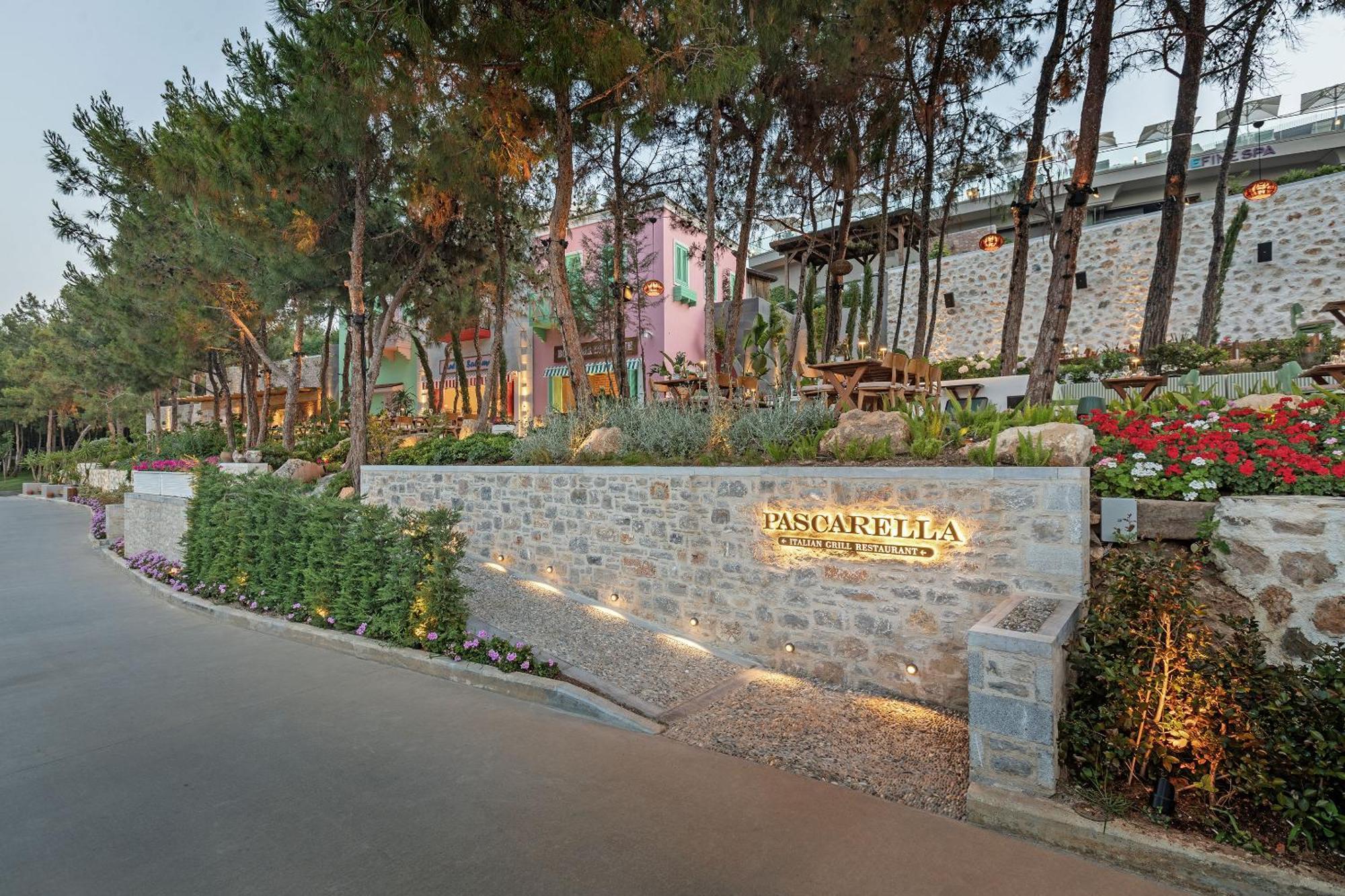 Titanic Luxury Collection Bodrum Guvercinlik  Bagian luar foto