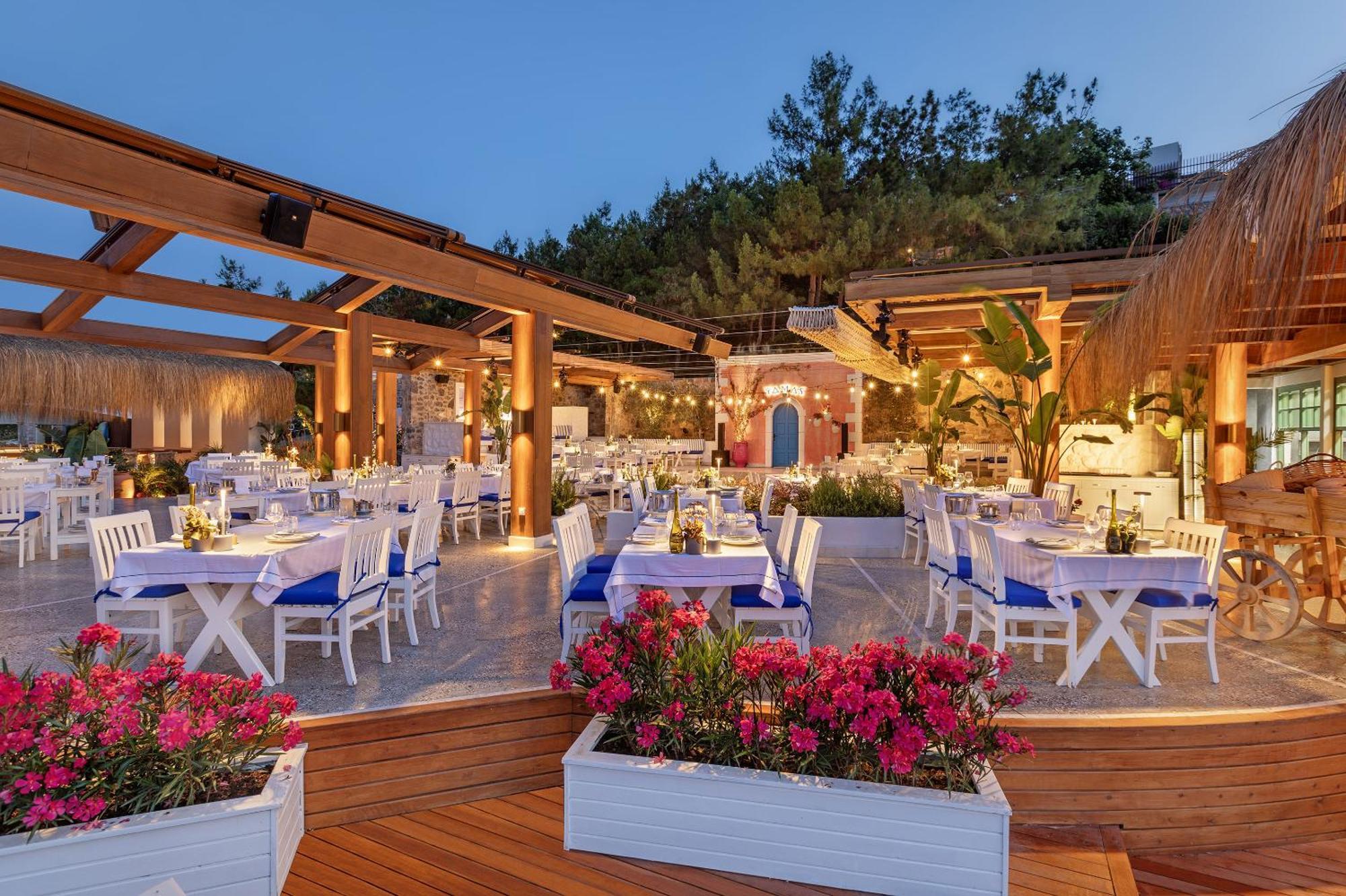 Titanic Luxury Collection Bodrum Guvercinlik  Bagian luar foto